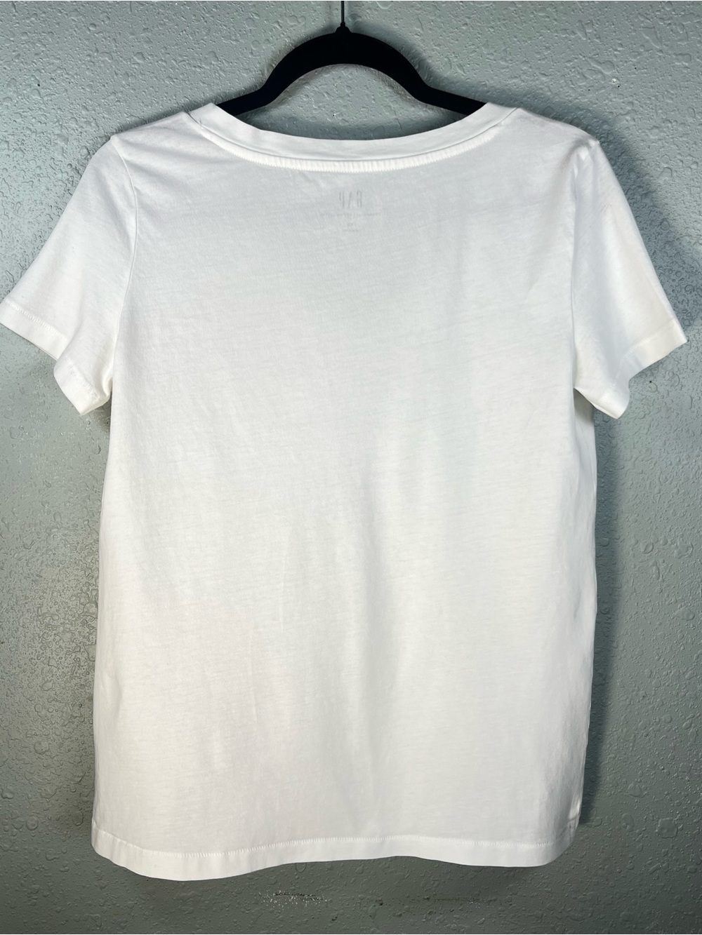 Gap Organic Cotton White V-Neck Tee XS Classic Essential - Picture 3 of 16